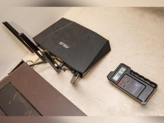 WiFi路由器在卧室使用与致癌风险，科学解析与安全建议